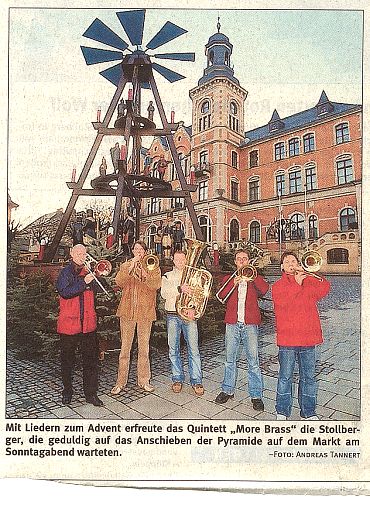 more brass im Einsatz (Foto: Tannert, FP 02.12.03)