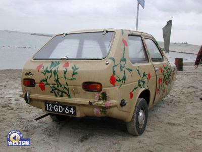 Nog eentje op het strand bij Blijburg