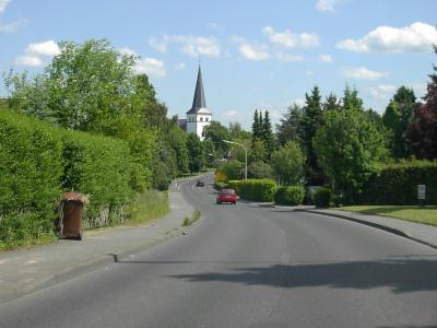 Kirche im Dorf