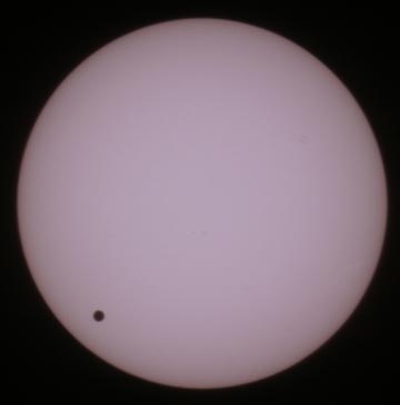 Ich hab ihn verpasst, den Venus Transit, aber hier kann man ihn nachempfinden.