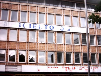 verlassenes Scientology-Gebäude, Hamburg, 2003-06-24