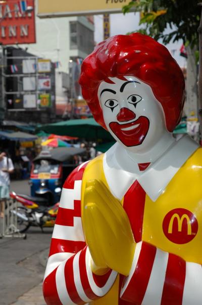 sawatdee beim mcdonalds in bangkok