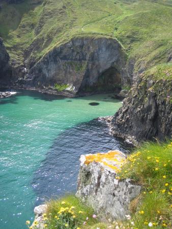 Halbinsel Carrick-a-Rede: Blick zur Küste des Festlandes