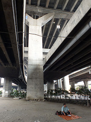 Bangna-Trad Expressway x Thanon Sukhumvit - Bang Na - Bangkok - 12 February 2013 - 08:29