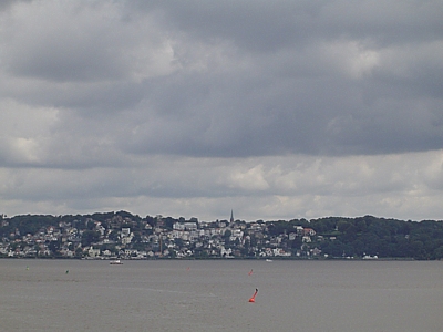 blankenese, von der estemündung aus gesehen.