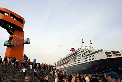 QM2