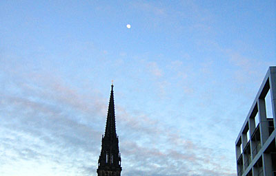 Himmel ueber Ostweststrasse