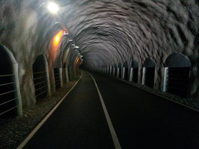 Tunnel