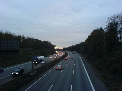 A3 von der gelben Brücke im Wald in Neudorf =)