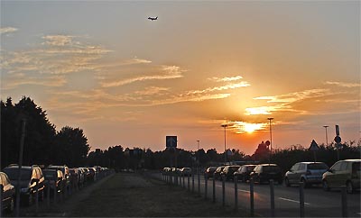 abends, am flughafen