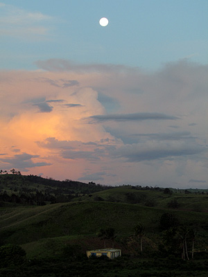 Malomalo - Sigatoka - Fiji Islands - 20 December 2010 - 19:39