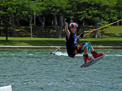 Cable Drawn Wake Boarding - East Coast Park - Singapore - 20090409-11:08