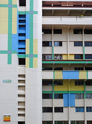 Block 314 - Hougang Avenue 5 - Singapore - 3 April 2013 - 17:23