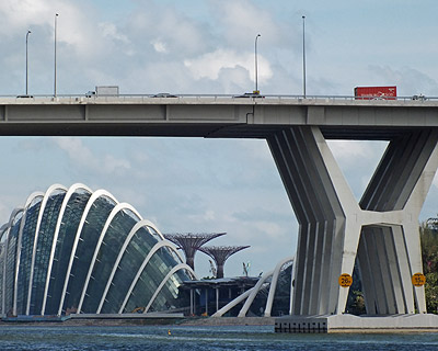 Benjamin Sheares Bridge - Kallang Basin - Singapore - 12 July 2011 - 16:42