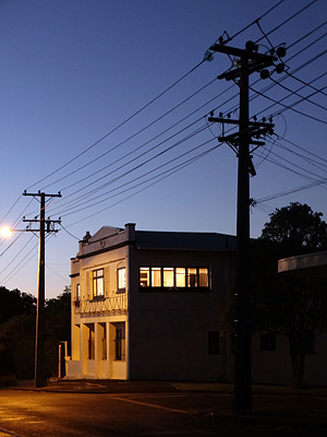 Calliope Road x Glen Road - Stanley Point - Auckland - 5 March 2014 - 20:26