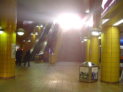 hauptbahnhof, s-bahn ausgang.