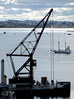 Maritime Museum - Quay Street - Auckland - 13 May 2014 - 12:27