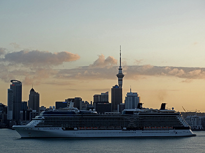 Auckland - 3 February 2014 - 20:14