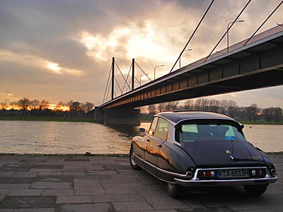 ...alte autos in der stadt