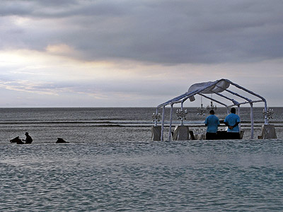 Natadola Beach - Sigatoka - Fiji Islands - 12 November 2009 - 14:00