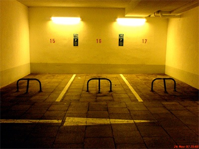 Parken verboten.
<br/><br/>
