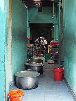 Sri Kaveri Catering - Jalan Kampung Kuli - Melaka - Malaysia - 22 September 2012 - 11:56