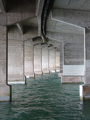 Harbour Bridge - Northern Ramp - Northcote Point - Auckland - New Zealand - 25 December 2014 - 10:16