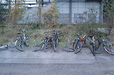 ...krumme fahrräder in der stadt