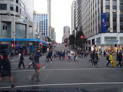 Queen Street x Victoria Street - Auckland - New Zealand - 1 June 2015 - 16:39