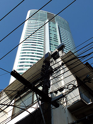 Millennium Residence - Sukhumvit Soi 18 - Khlong Toei - Bangkok - 11 May 2012