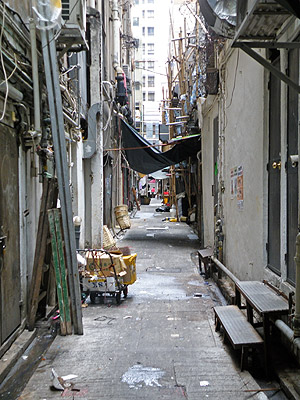 Back lane from Minden Row - Tsim Sha Tsui - Kowloon - Hong Kong - 3 April 2010 - 7:57