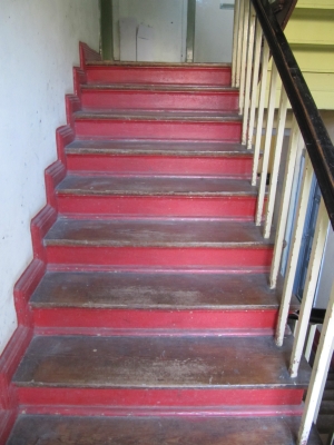 Treppenhaus in Rot