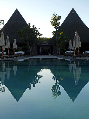 Quiet Pool - InterContinental Fiji Resort - Fiji Islands - 23 June 2011 - 7:17