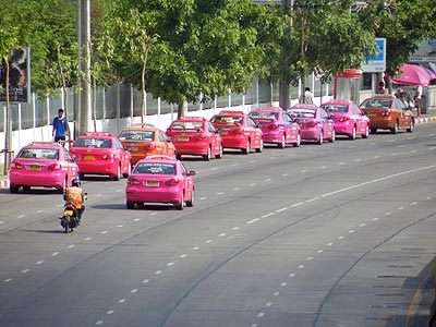 Thanon Ratchadaphisek - Rama III - Khlong Toei - Bangkok - 20090508 - 15:30