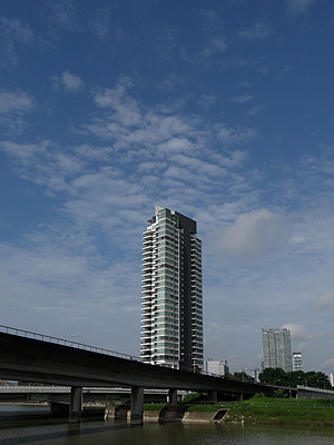 Kallang Road - Singapore - 10 July 2014 - 10:00