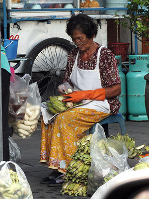 Thanon Rama IV - Khlong Toei - Bangkok - 23 January 2013