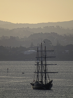 Waitemata Harbour - Auckland - New Zealand - 23 December 2014 - 18:53