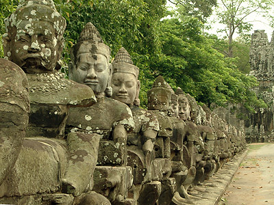 Angkor Wat - Siem Reap - Cambodia - 4 June 2004 - 10:22