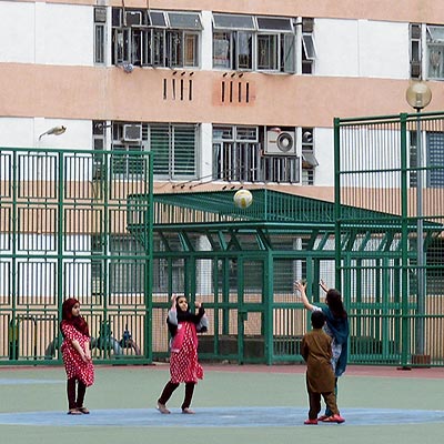 Block 22 - Shek Kip Mei Estate - Hong Kong - 3 April 2010 - 12:00