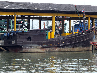 Ranong Port - Thailand - 25 February 2013 - 9:10