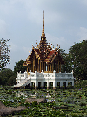 Suan Luang Rama IX - Prawet - Bangkok - 15 February 2012 - 9:57