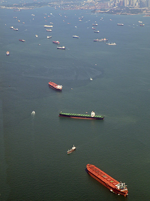 Singapore Straits - 20090507 - 10:30