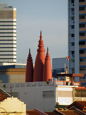 Sri Lakshmi Narayanan Temple - Little India - Singapore - 20090422 - 18:45