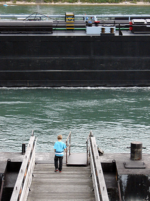 St Albantal Pier - Basel - 11 July 2008 - 16:33