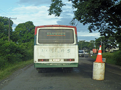 Strassenbauarbeiten - Nadi Back Road - Fiji Islands - 3 March 2011 - 7:48