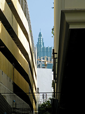 The Park Chidlom from Soi Watthana Wong - Bangkok