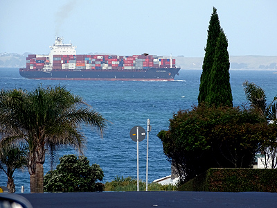 The Strand - Takapuna - Auckland - New Zealand - 9 January 2015 - 18:11