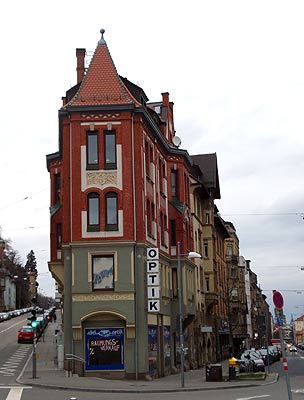 Tübinger-/Ecke Hohenstaufenstr.