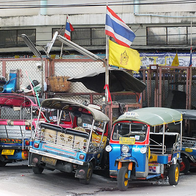 Thanon Rama VI - Talat Noi - Bangkok - 6 September 2011 - 8:39 