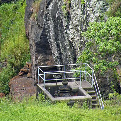 Vaturu Dam - Viti Levu - Fiji Islands - 20091104 - 9:45